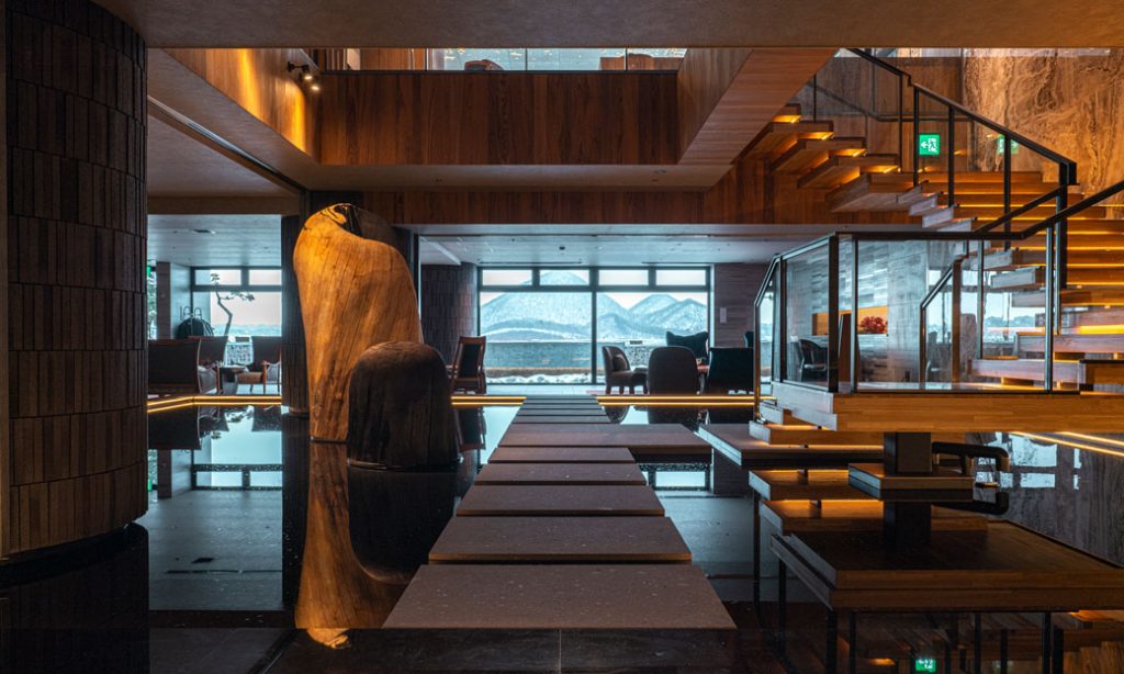 게스트 라운지 : [영업시간]8:00-11:00 / 15:00-22:00